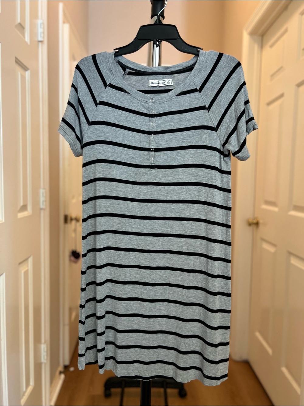 Abercrombie & Fitch Gray and Black Striped Short Sleeve Mini Dress